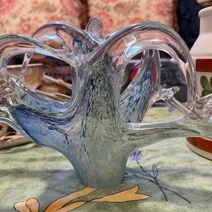 Art glass napkin holder